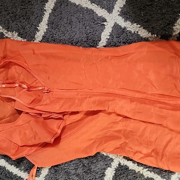 silk womens ruffle front tank top! - Picture 4 of 5